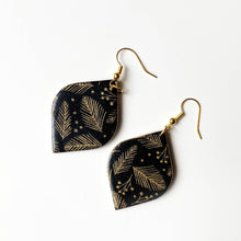 Load image into Gallery viewer, BEAU earrings in black/gold
