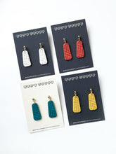 Load image into Gallery viewer, RILEY earrings in vermilion
