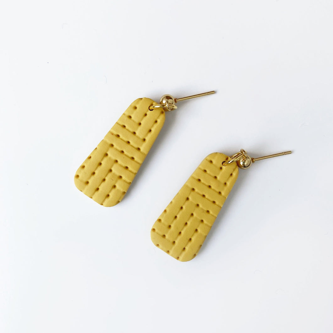 RILEY earrings in mustard