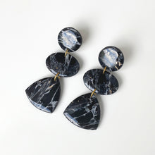 Load image into Gallery viewer, STEVIE earrings in black marble
