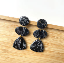 Load image into Gallery viewer, STEVIE earrings in black marble
