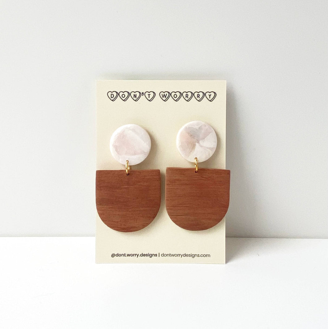 WINONA earrings in faux wood and pearl
