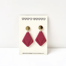 Load image into Gallery viewer, CLARA earrings in carmine
