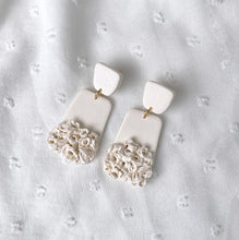 Load image into Gallery viewer, 3D floral earrings in beige
