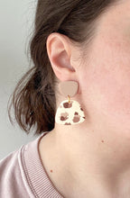 Load image into Gallery viewer, SARAH earrings in leopard print
