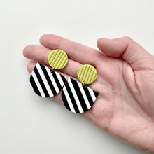 Load image into Gallery viewer, WINONA earrings in stripes
