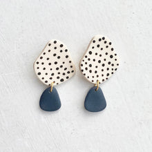 Load image into Gallery viewer, CYNTHIA earrings in navy
